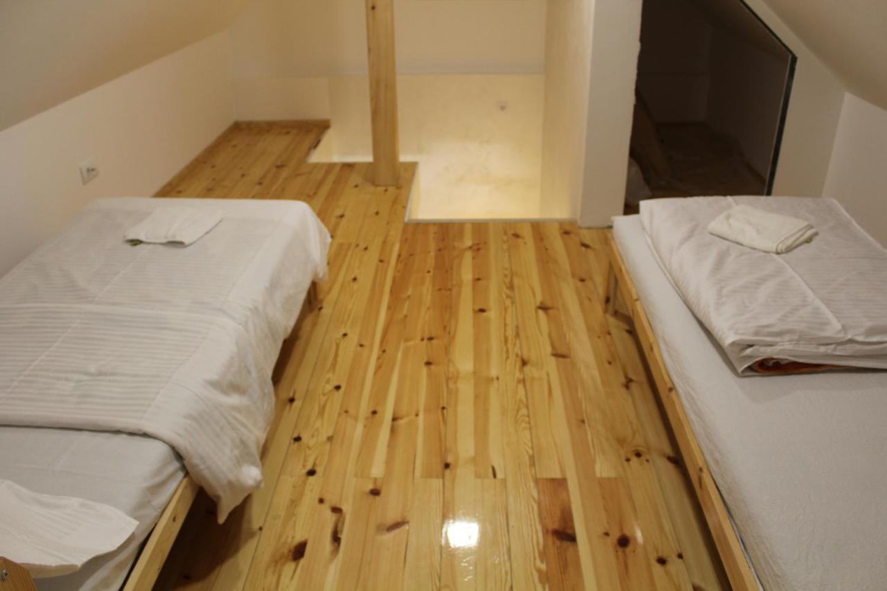 Kucica U Sumi Apartman Užice Kültér fotó