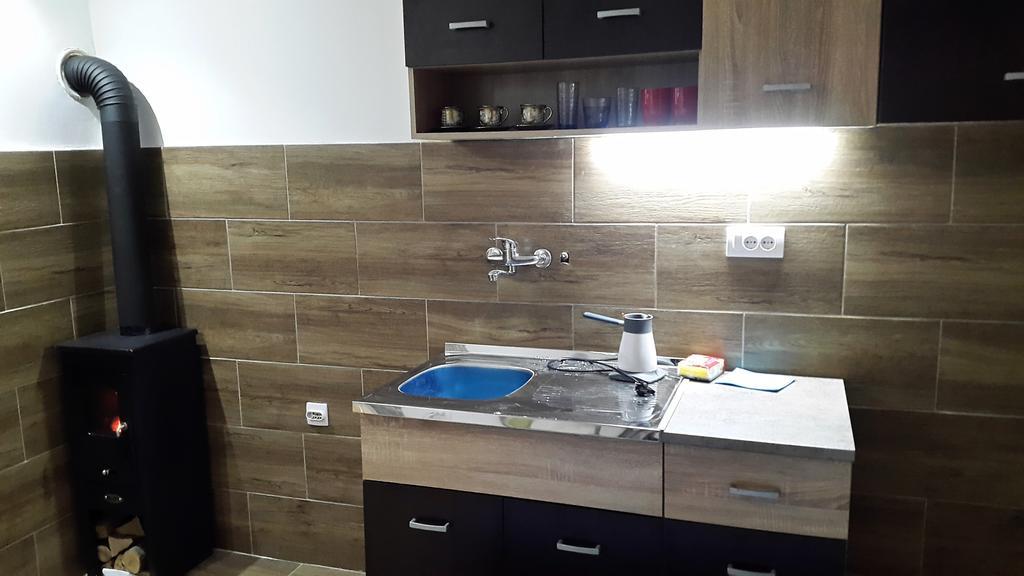 Kucica U Sumi Apartman Užice Kültér fotó